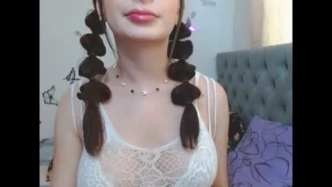 Venus Independent Model online show from March 14, 6:11 pm