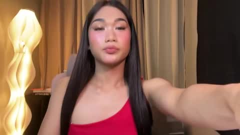 Kylie online show from May 9, 9:08 pm