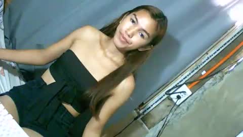 slut_goddessqueen69 online show from December 3, 1:10 am