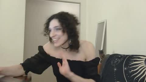 Evan online show from February 27, 12:05 am