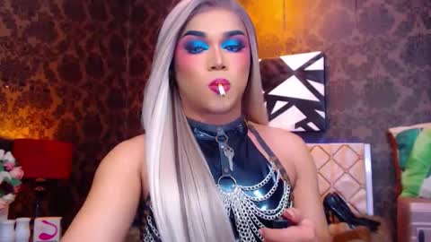 CALL ME STELLA online show from December 11, 12:31 pm
