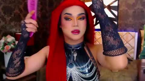 CALL ME STELLA online show from January 5, 9:59 am