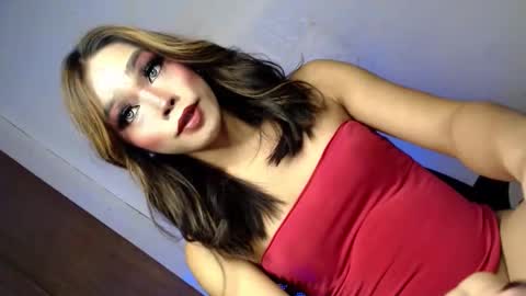 sultry_sirenxx online show from December 15, 3:50 pm