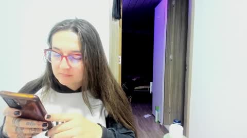 sweet__suck69bitch online show from December 16, 2:04 am