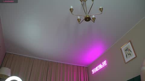 Vanessa online show from November 11, 8:27 am