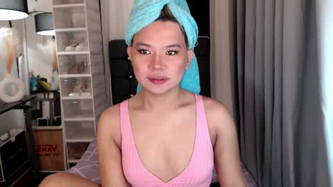 Ghena online show from January 18, 1:42 pm