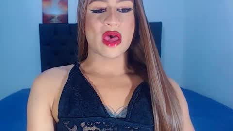 SOFIA  online show from October 14, 1:39 am