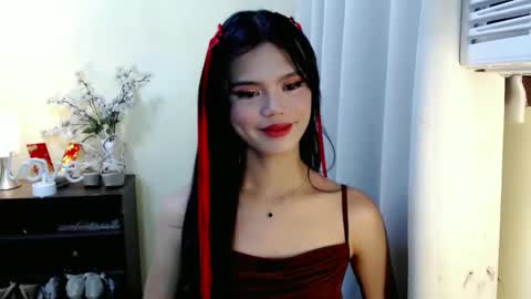 Snapshot of sweetytrannygirlxx chatting on March 1, 3:21 am Megan online show from March 1, 3:21 am