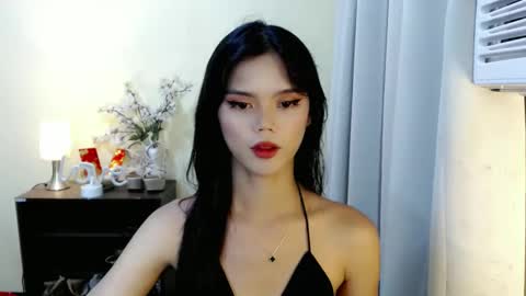 Snapshot of sweetytrannygirlxx chatting on March 4, 3:44 am Megan online show from March 4, 3:44 am