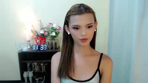 Snapshot of sweetytrannygirlxx chatting on September 9, 3:38 am Megan online show from September 9, 3:38 am