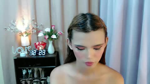 Snapshot of sweetytrannygirlxx chatting on October 4, 4:24 am Megan online show from October 4, 4:24 am