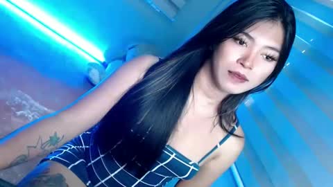 Snapshot of tasteofinnocent69 chatting on January 29, 5:51 am   online show from January 29, 5:51 am