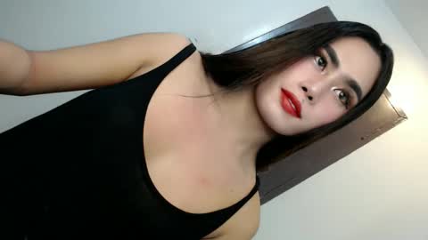 Vannesa online show from October 6, 12:05 pm