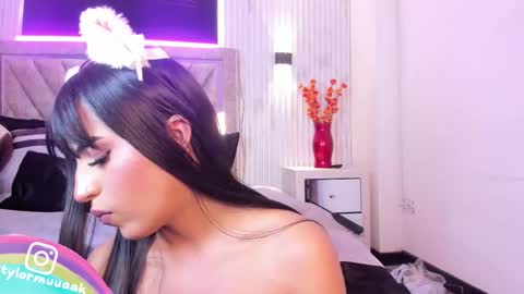 Taylor Harveey online show from February 27, 11:11 pm