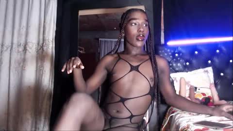 taylor hot online show from November 16, 2:32 am