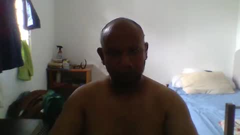 yours online show from May 22, 8:43 am