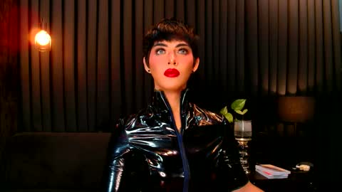 Thalia Saint online show from January 31, 11:03 am