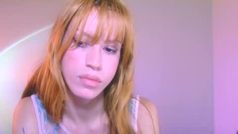 Yolanda online show from December 3, 9:19 pm