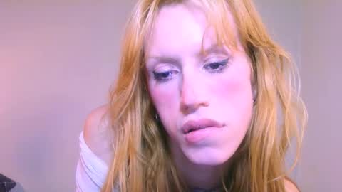 Yolanda online show from December 19, 6:57 pm