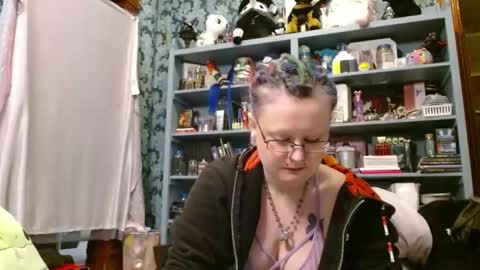 Siren of the Fae online show from December 20, 3:34 am