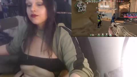 Snapshot of thiccfemme chatting on October 23, 3:54 am ThiccFemme online show from October 23, 3:54 am