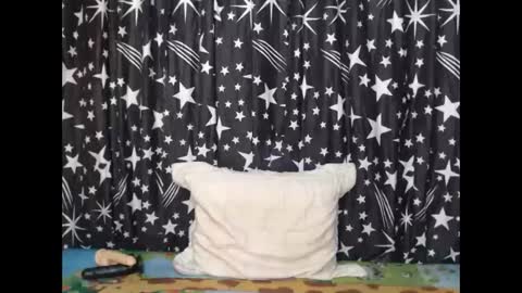 Snapshot of thick_bigcock13 chatting on February 7, 2:19 am gil online show from February 7, 2:19 am