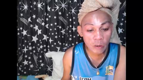 Snapshot of thick_bigcock13 chatting on February 10, 8:31 am gil online show from February 10, 8:31 am