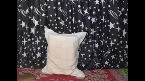 Snapshot of thick_bigcock13 chatting on February 27, 11:52 am gil online show from February 27, 11:52 am