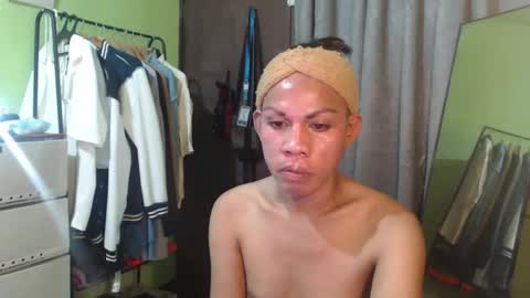 Snapshot of thick_bigcock13 chatting on October 6, 1:00 pm gil online show from October 6, 1:00 pm