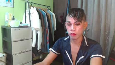 Snapshot of thick_bigcock13 chatting on October 7, 1:01 pm gil online show from October 7, 1:01 pm