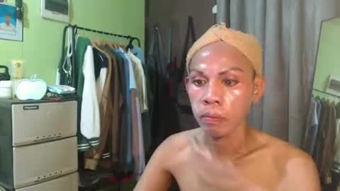 Snapshot of thick_bigcock13 chatting on October 28, 10:13 am gil online show from October 28, 10:13 am