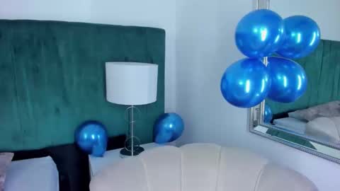 Tom Silver  online show from December 19, 8:13 pm