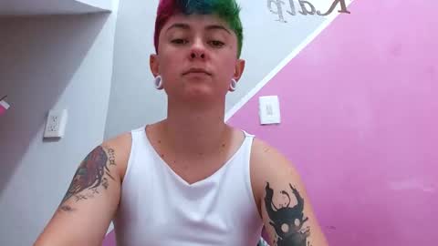 Blue online show from October 26, 8:27 pm