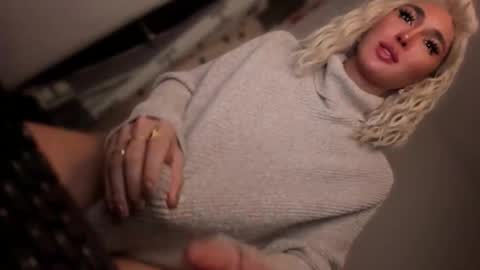 ALMIGHTY GODDESS VALENTINA online show from November 4, 9:36 pm