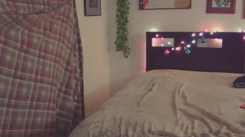 Trina Tushy Deluxe online show from November 30, 12:35 am