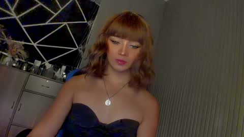 Ms Ella online show from February 4, 12:22 pm