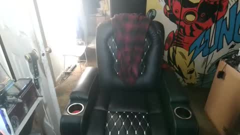 Anne online show from February 19, 8:33 am