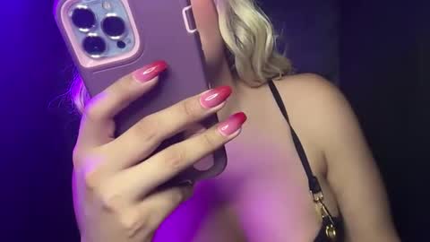 Jessie online show from May 29, 11:14 pm