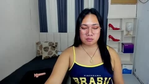 Karen Oquio online show from January 13, 7:27 am