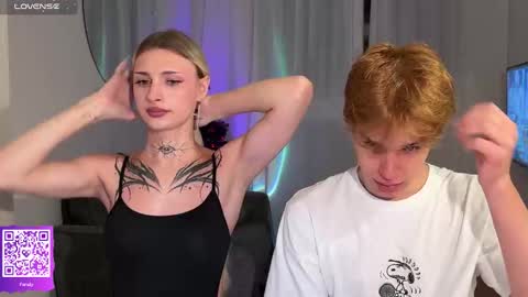 Molly and Nick online show from December 19, 6:57 pm