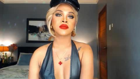 UrMajestyTyra online show from January 13, 2:08 am