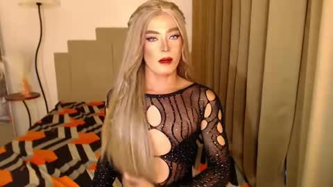 cecilia online show from December 22, 12:27 pm