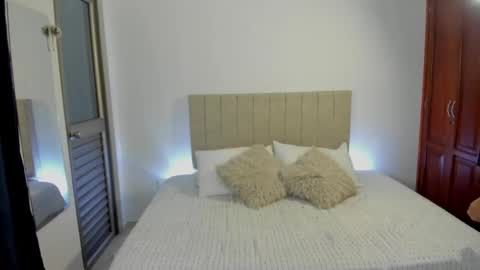 valentina online show from October 25, 1:39 pm