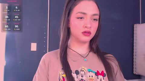 Snapshot of valen_thompson chatting on December 12, 9:37 pm IG-valen mendoza99  twitter valenthompson99 online show from December 12, 9:37 pm