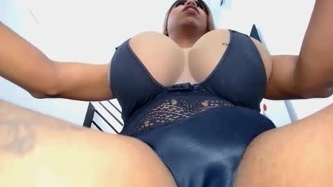 valentinabigcock23 online show from November 7, 12:05 pm