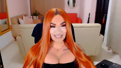 Snapshot of valentinaxqueen chatting on January 26, 12:48 am    online show from January 26, 12:48 am