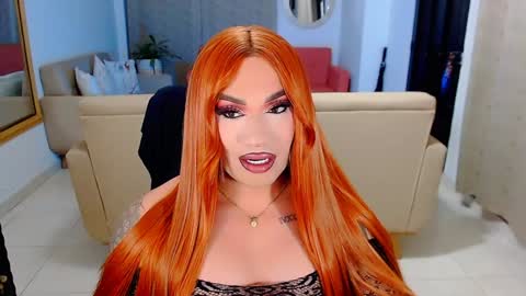 Snapshot of valentinaxqueen chatting on January 27, 12:54 am    online show from January 27, 12:54 am