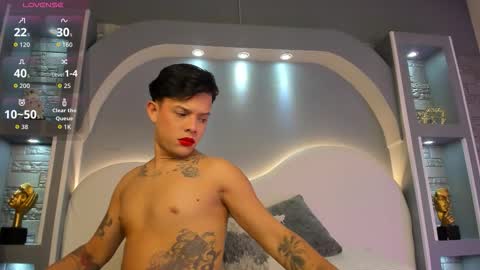 valentino_moretti online show from January 19, 11:41 am