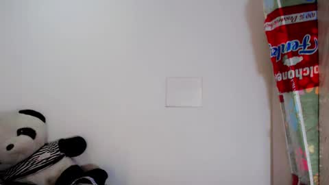 Snapshot of valeriagill_ chatting on October 24, 10:59 pm valeriagill_ online show from October 24, 10:59 pm