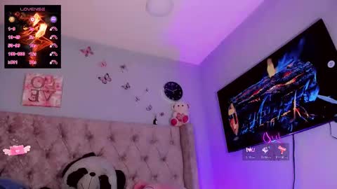 vanessacastroo online show from October 26, 12:01 pm